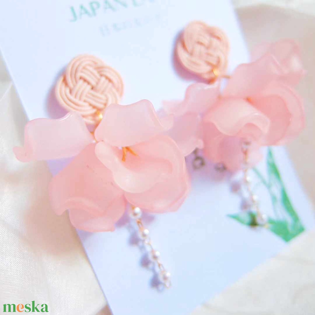 Japán Pedal Ballerina Fülbevaló - ékszer - fülbevaló - lógó fülbevaló - Meska.hu Japán Pedal Ballerina Fülbevaló - ékszer - fülbevaló - lógó fülbevaló - Meska.hu