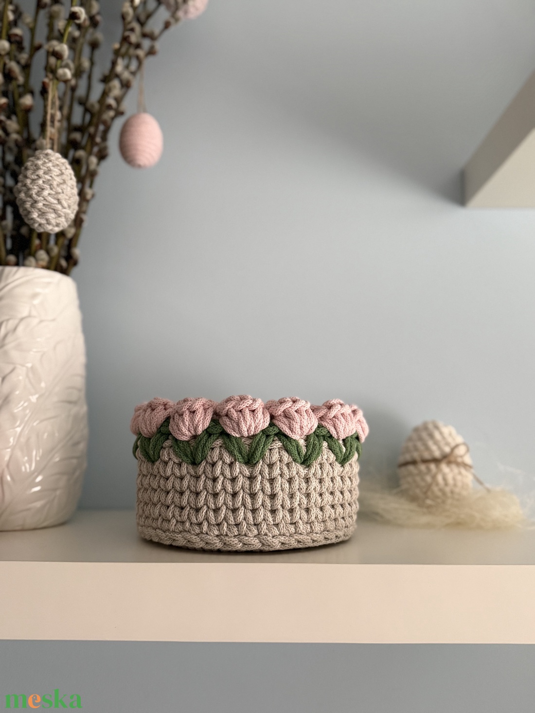 Horgolt tulipános kos�r - ünnepi díszek, dekorációk - húsvéti díszek és dekorációk - húsvéti kosár - Meska.hu