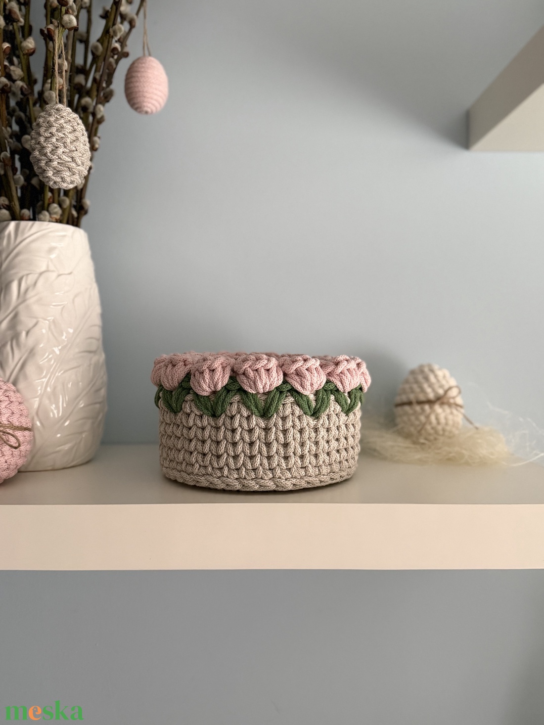 Horgolt tulipános kos�r - ünnepi díszek, dekorációk - húsvéti díszek és dekorációk - húsvéti kosár - Meska.hu