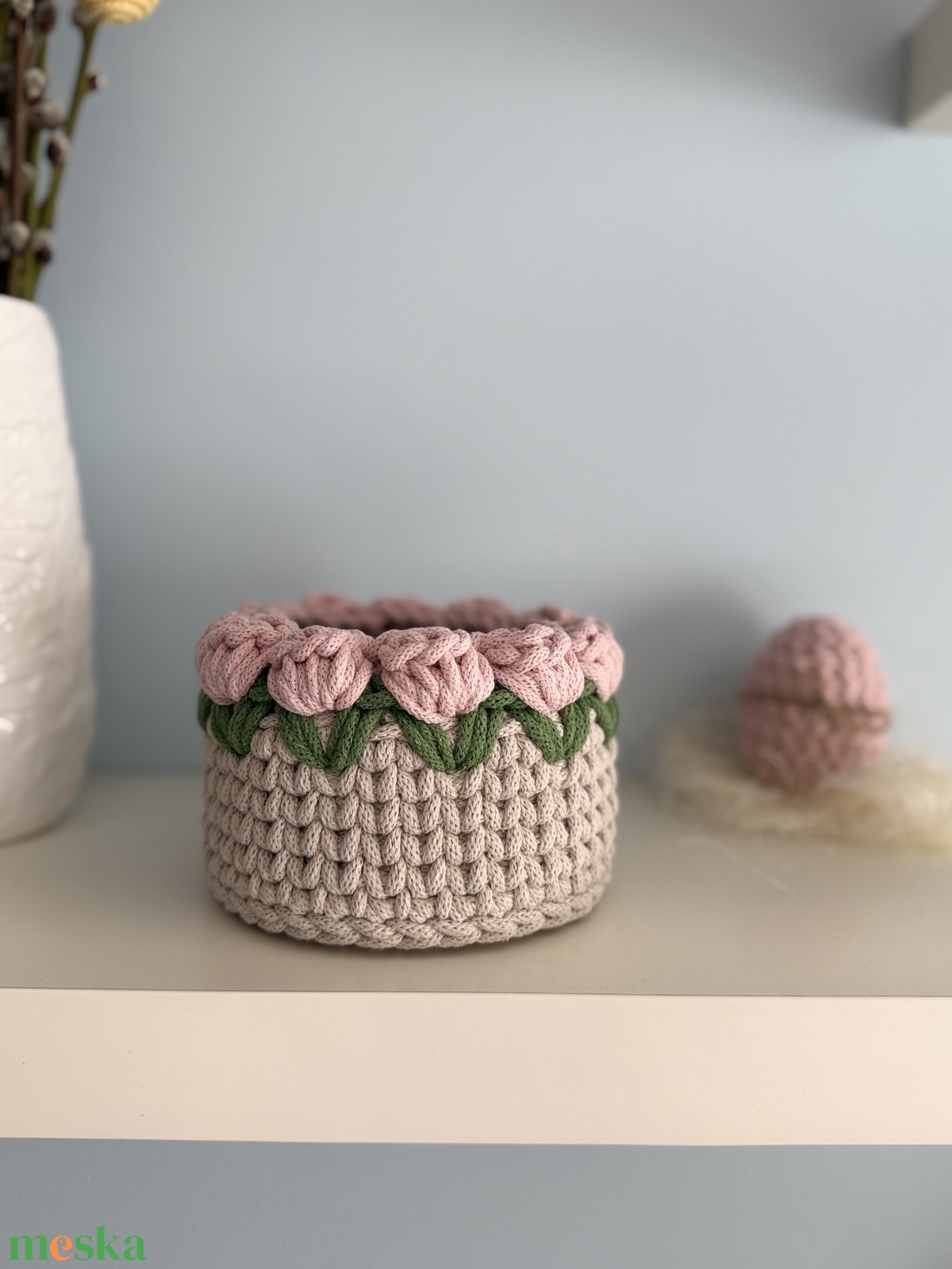 Horgolt tulipános kosár - ünnepi díszek, dekorációk - húsvéti díszek és dekorációk - húsvéti kosár - Meska.hu