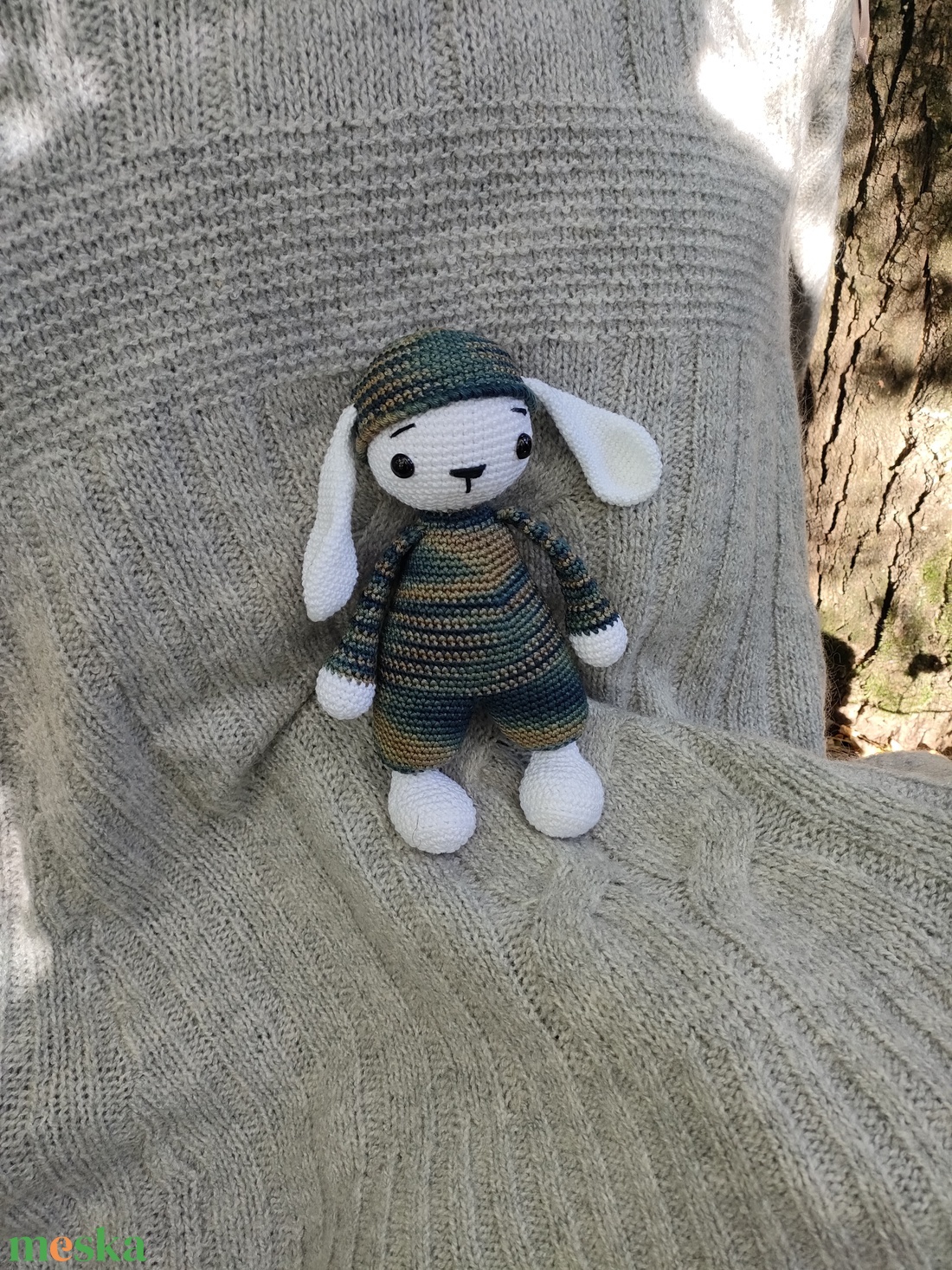 Nyúl- Horgolt figura - játék & sport - plüssállat & játékfigura - nyuszi - Meska.hu