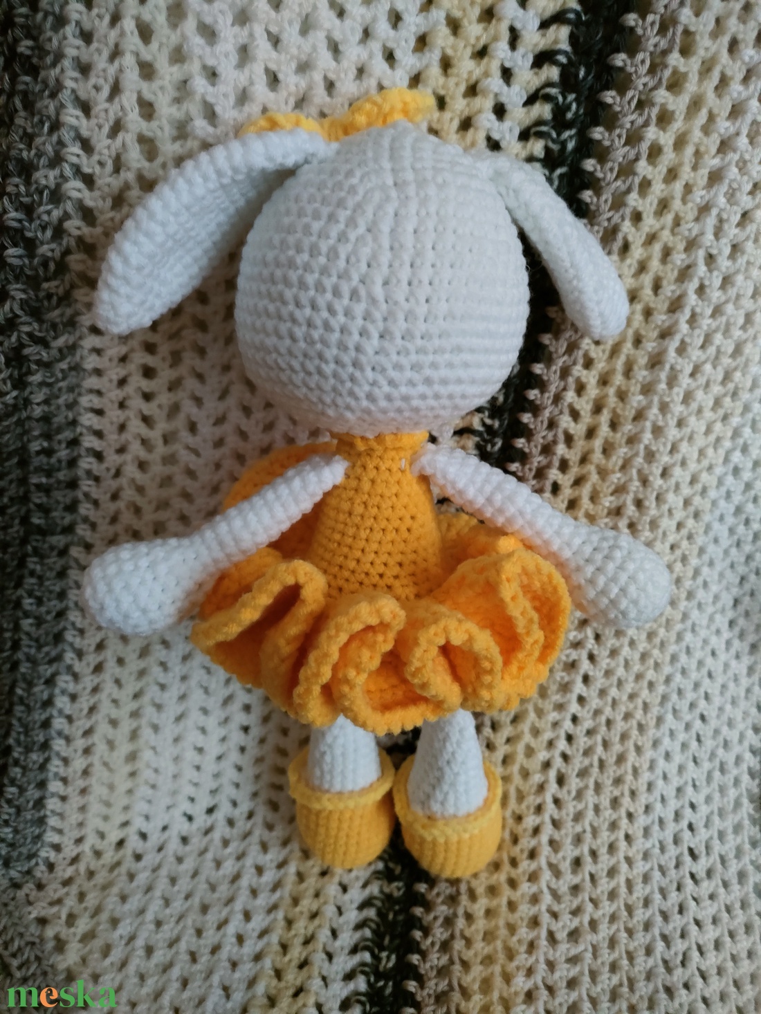 Fodros szoknyás nyúllány - Horgolt - játék & sport - plüssállat & játékfigura - nyuszi - Meska.hu