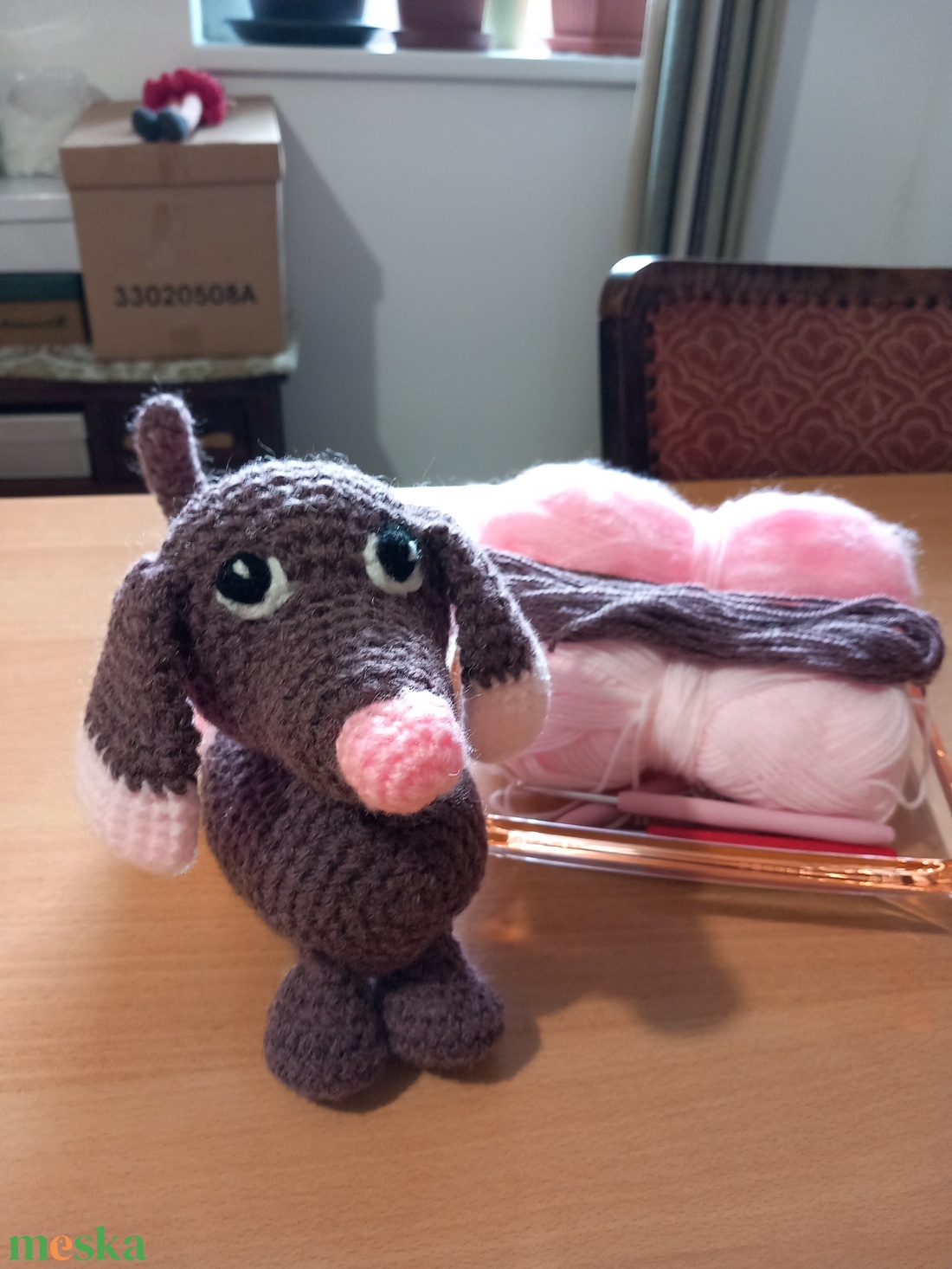 Horgolt tacskó - játék & sport - plüssállat & játékfigura - kutya - Meska.hu