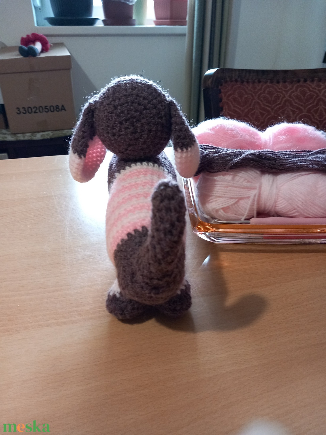 Horgolt tacskó - játék & sport - plüssállat & játékfigura - kutya - Meska.hu