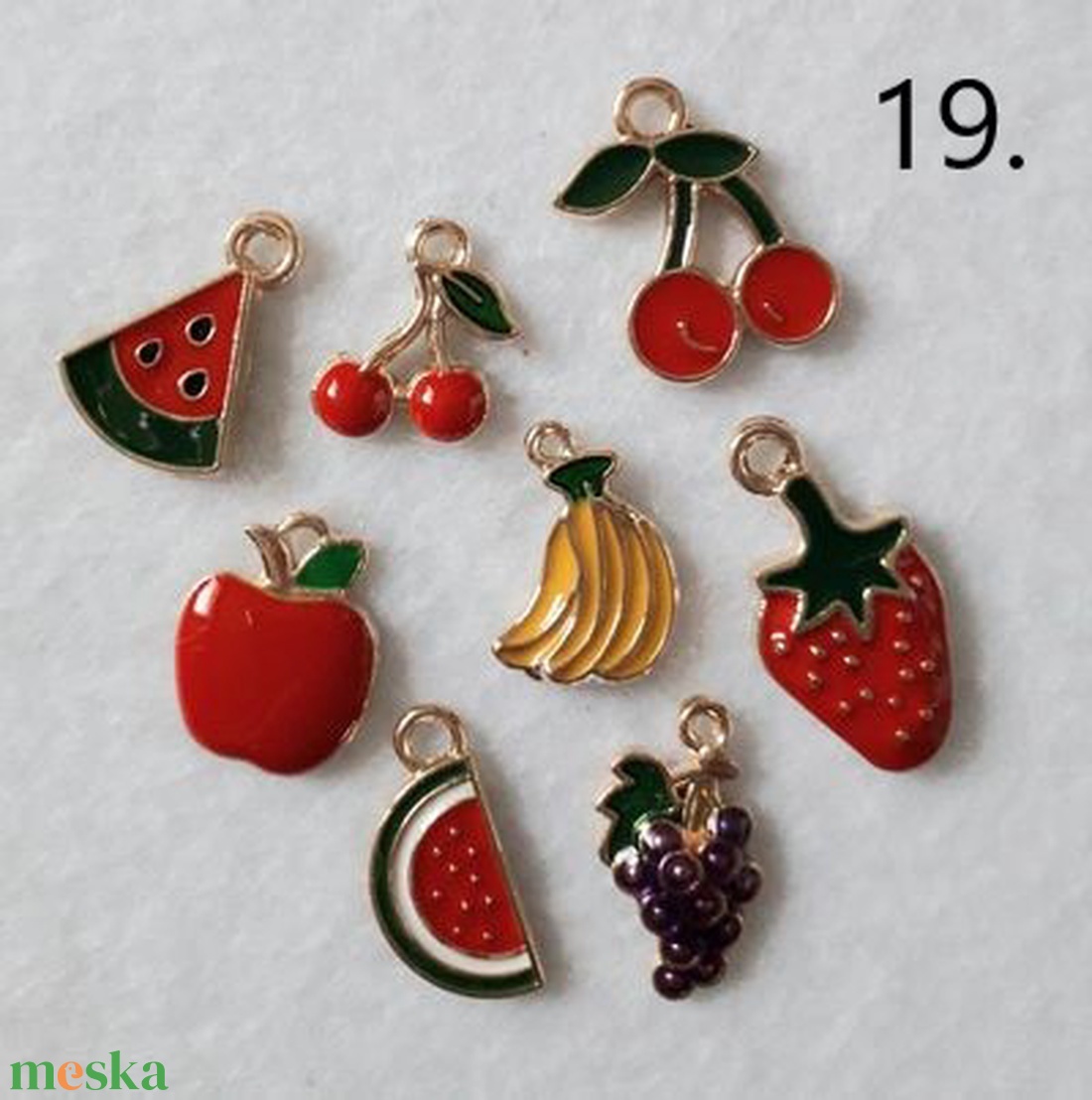 Színes medál csomagok - travelling, fruits (2994) - kellékek & szerszámok - gyöngyfűzés kellékek - egyéb alkatrész - Meska.hu Színes medál csomagok - travelling, fruits (2994) - kellékek & szerszámok - gyöngyfűzés kellékek - egyéb alkatrész - Meska.hu