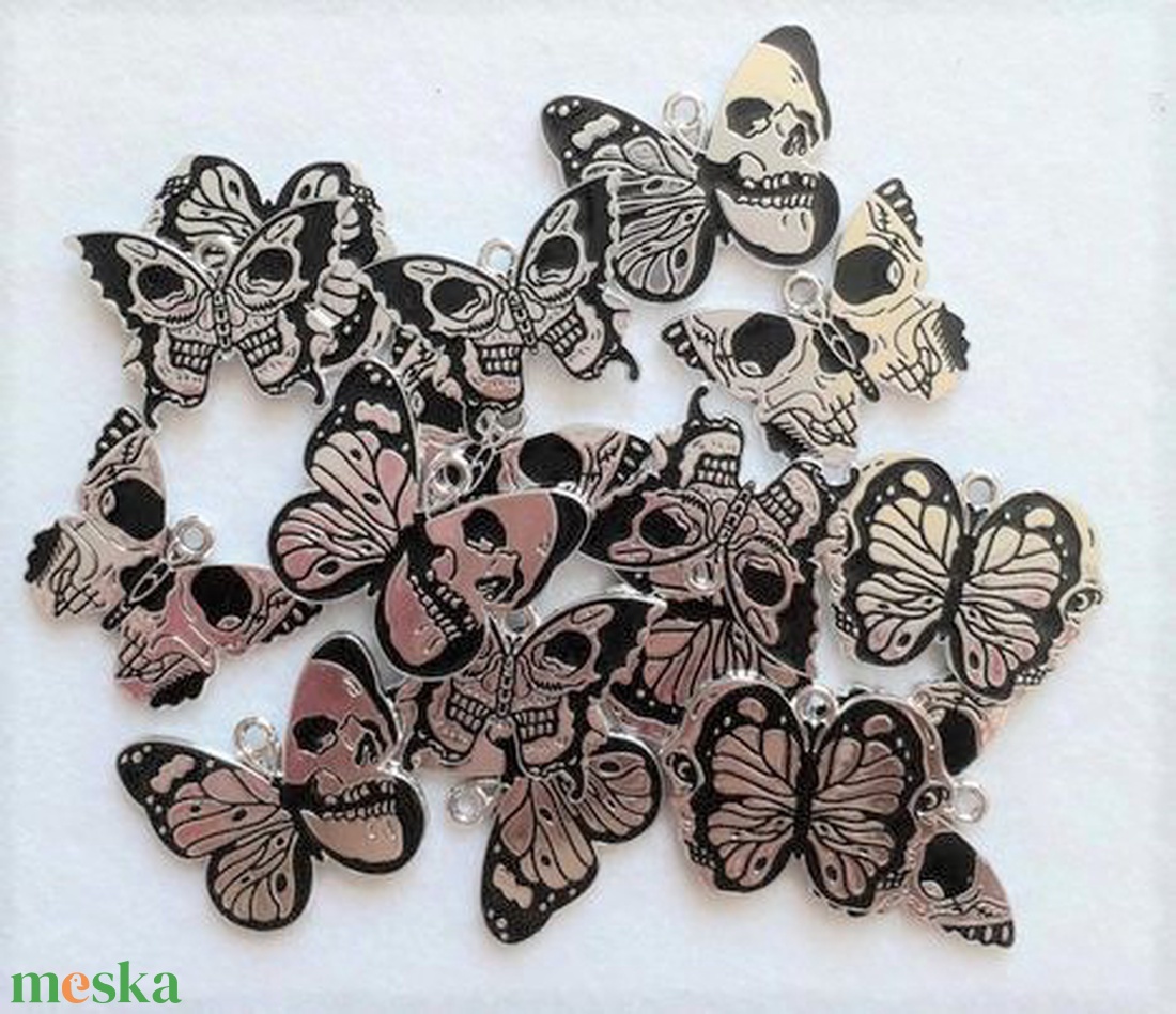 Halloween lepke / pillangó medál - 4 mintával (3055) - kellékek & szerszámok - gyöngyfűzés kellékek - egyéb alkatrész - Meska.hu