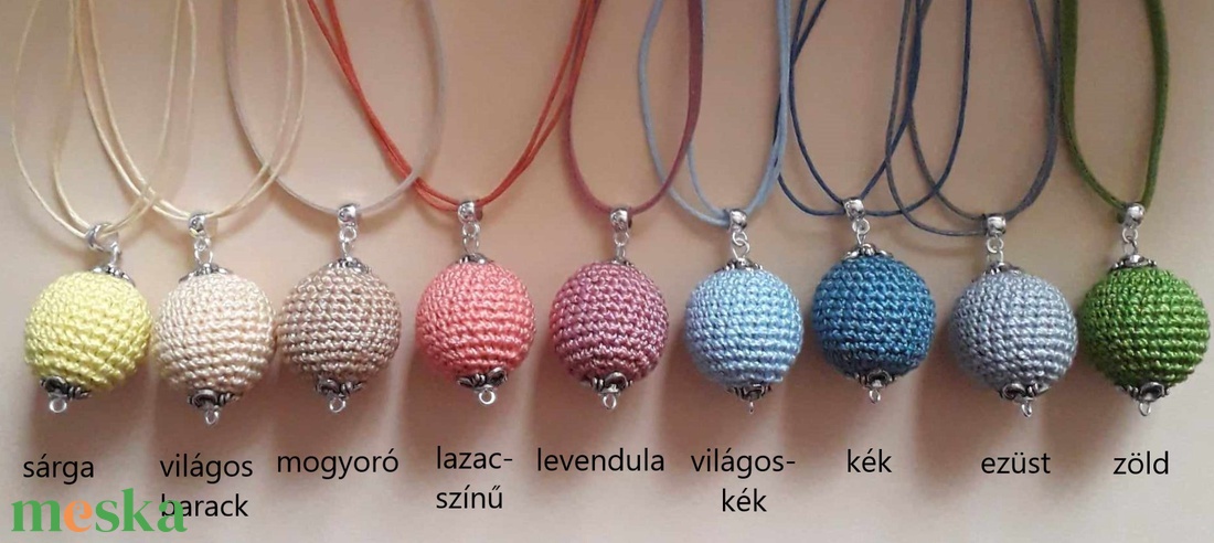 Berry horgolt nyaklánc több színben - ékszer - nyaklánc - bogyós nyaklánc - Meska.hu