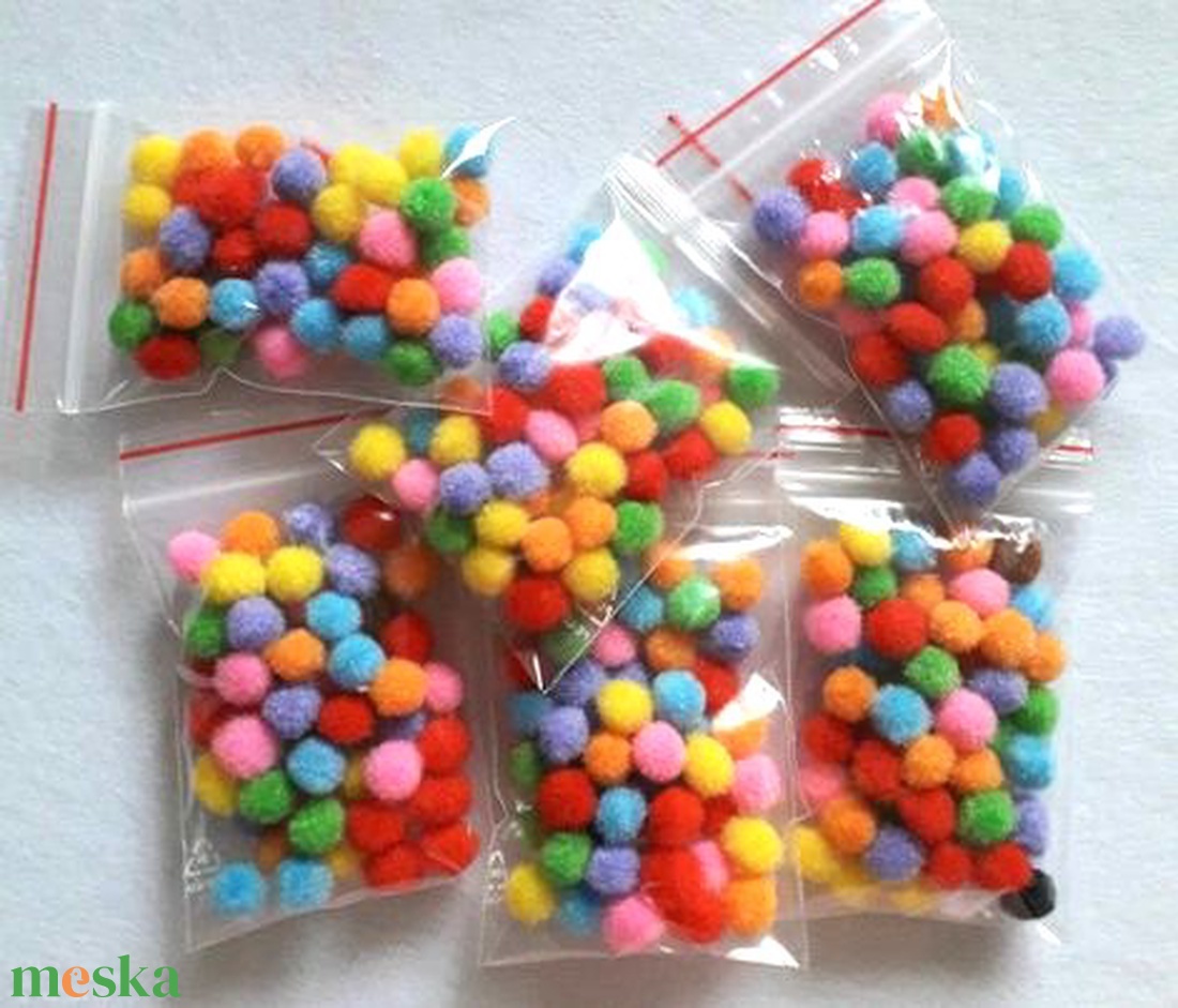 Pompom - 50 db / csomag (1207) - kellékek & szerszámok - gyöngyfűzés kellékek - egyéb alkatrész - Meska.hu Pompom - 50 db / csomag (1207) - kellékek & szerszámok - gyöngyfűzés kellékek - egyéb alkatrész - Meska.hu