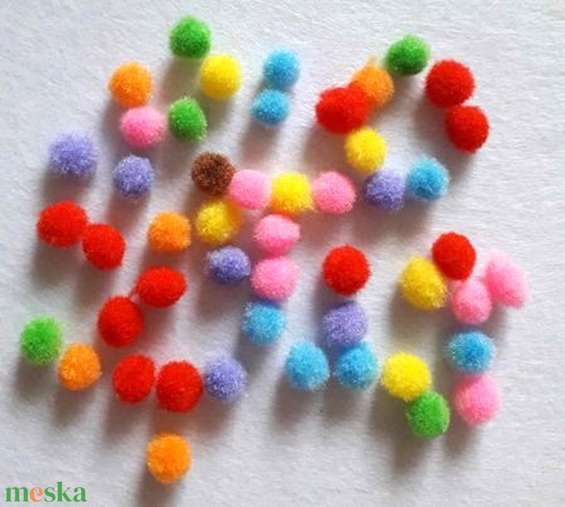 Pompom - 50 db / csomag (1207) - kellékek & szerszámok - gyöngyfűzés kellékek - egyéb alkatrész - Meska.hu Pompom - 50 db / csomag (1207) - kellékek & szerszámok - gyöngyfűzés kellékek - egyéb alkatrész - Meska.hu