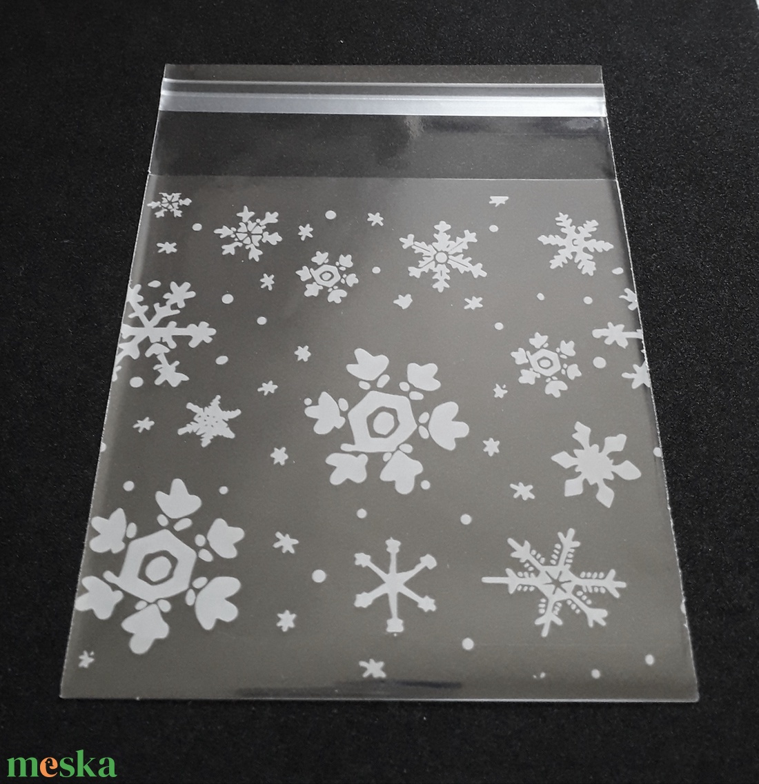 Hópehely mintás ajándékzacskó - 13x10 cm (1462) - kellékek & szerszámok - dekorációs kellékek - egyéb kellékek - Meska.hu Hópehely mintás ajándékzacskó - 13x10 cm (1462) - kellékek & szerszámok - dekorációs kellékek - egyéb kellékek - Meska.hu