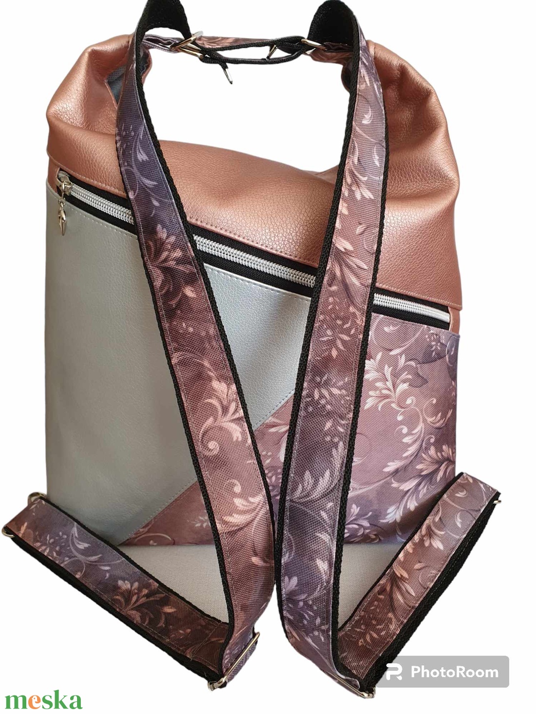 Elegáns rosegold kétfunkciós táska ajándék kulcstartóval - táska & tok - variálható táska - Meska.hu Elegáns rosegold kétfunkciós táska ajándék kulcstartóval - táska & tok - variálható táska - Meska.hu