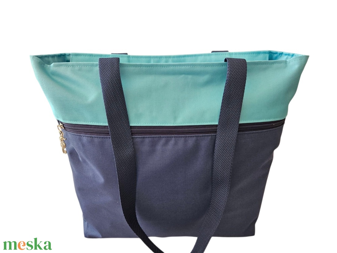 Összehajtható vízálló strandtáska/fitnesz táska/shopper rögzíthető pénztárcával - táska & tok - kézitáska & válltáska - nagy pakolós táska - Meska.hu Összehajtható vízálló strandtáska/fitnesz táska/shopper rögzíthető pénztárcával - táska & tok - kézitáska & válltáska - nagy pakolós táska - Meska.hu