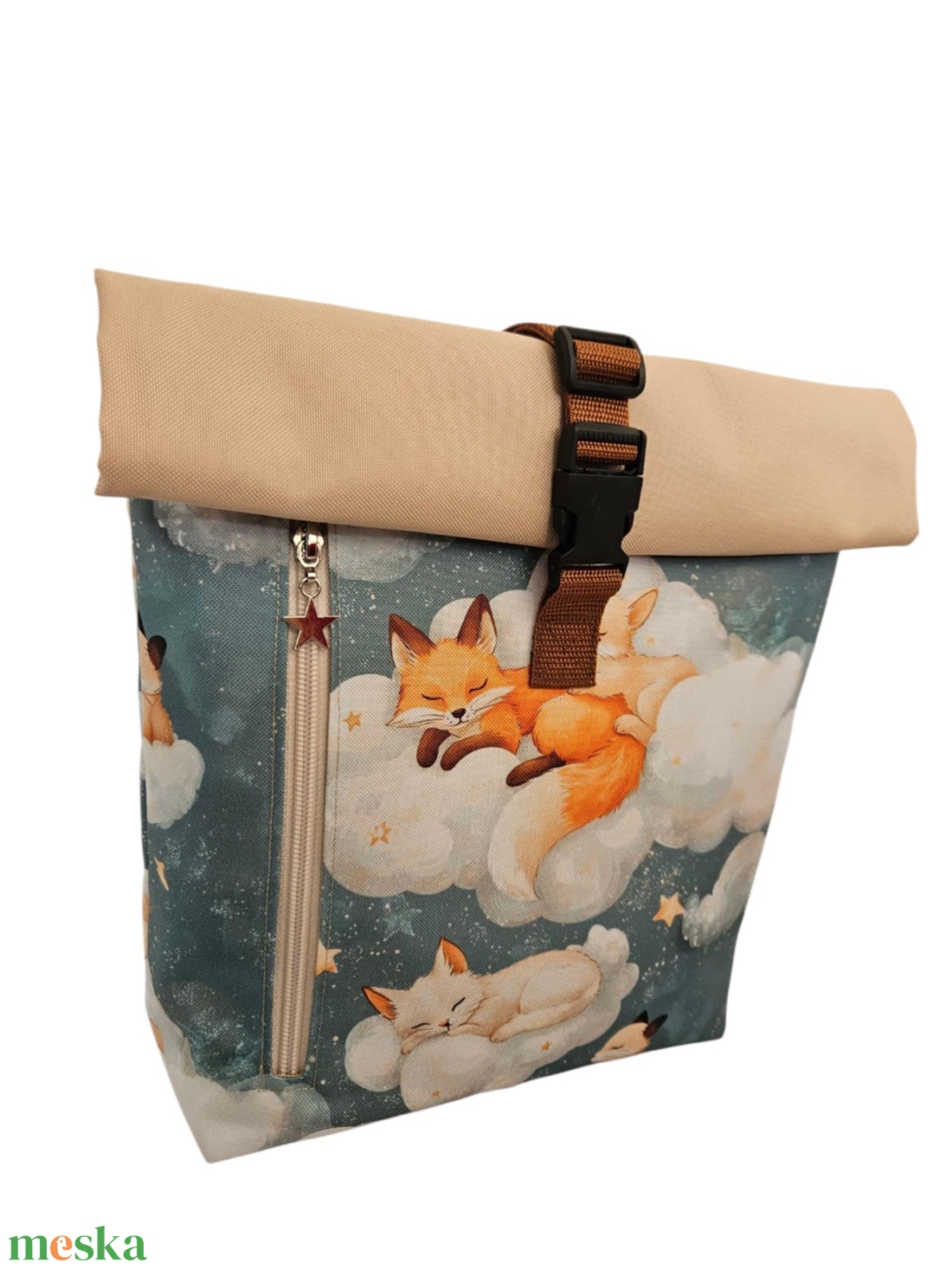 Alvó rókás roll-top hátizsák - táska & tok - hátizsák - roll top hátizsák - Meska.hu