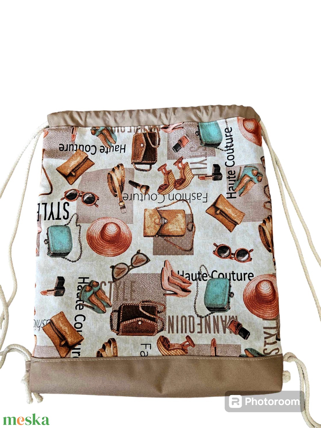 Csinos csajos hátizsák vízálló talprésszel - táska & tok - hátizsák - tornazsák, gymbag - Meska.hu