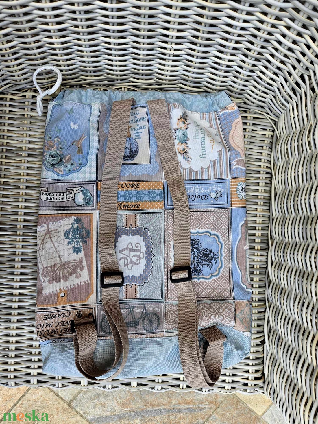 Francia hangulatú hátizsák vízálló talprésszel - táska & tok - hátizsák - tornazsák, gymbag - Meska.hu