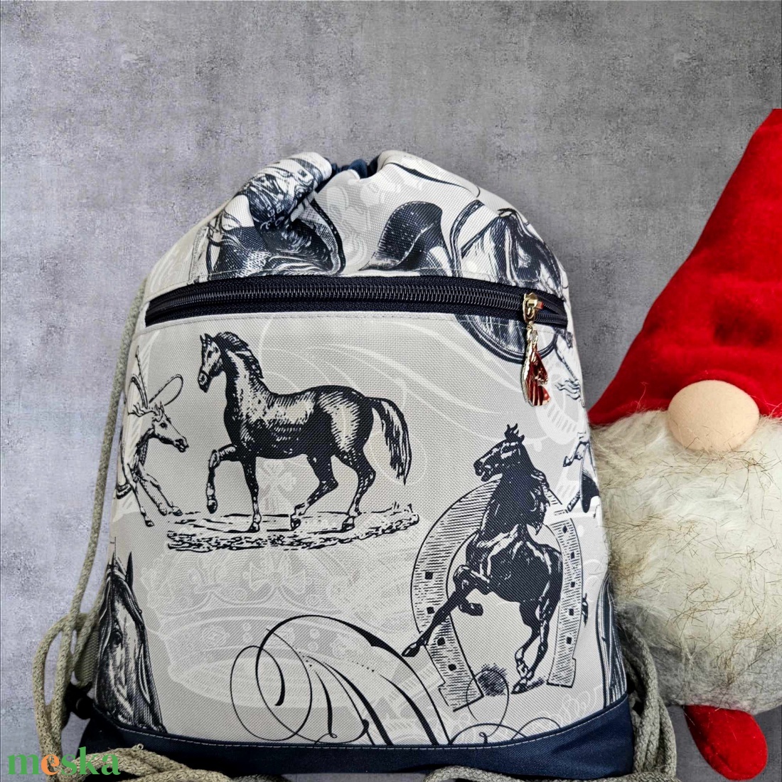 Vízálló lovas hátizsák - táska & tok - hátizsák - tornazsák, gymbag - Meska.hu