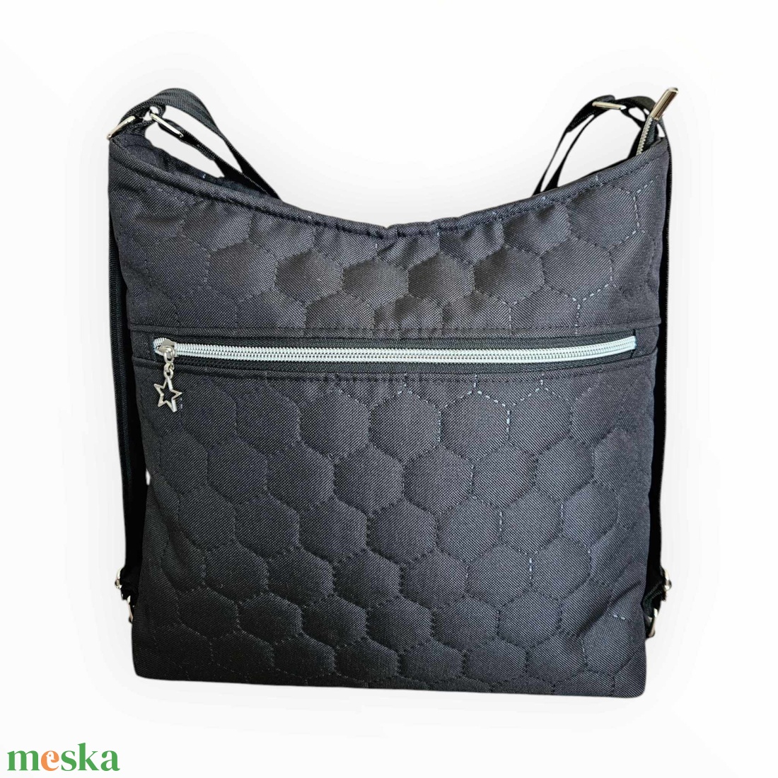 Fekete steppelt kétfunkciós vízálló női táska - táska & tok - variálható táska - Meska.hu