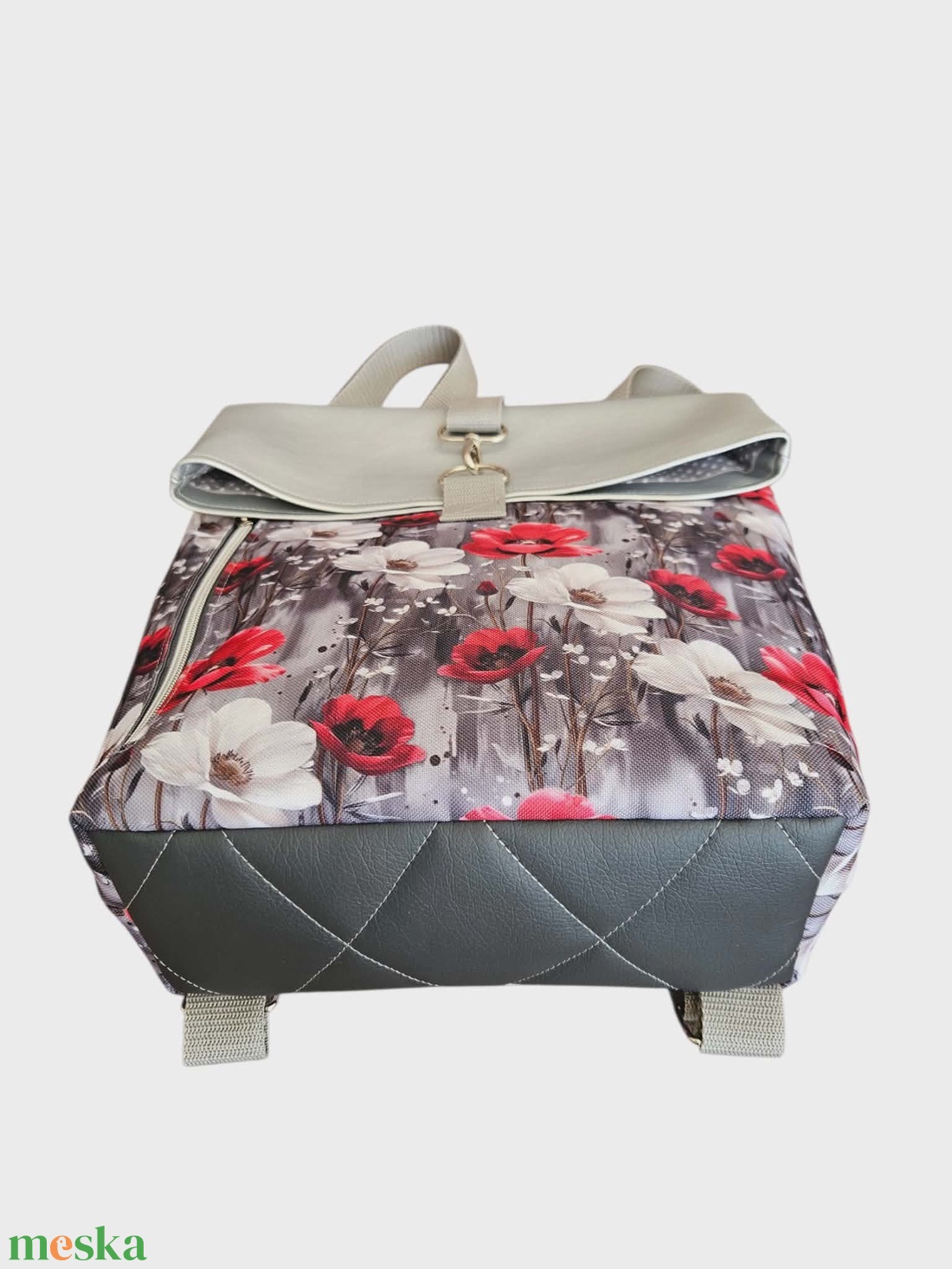 Tavaszi virágos ezüstös roll-top hátizsák - táska & tok - hátizsák - roll top hátizsák - Meska.hu