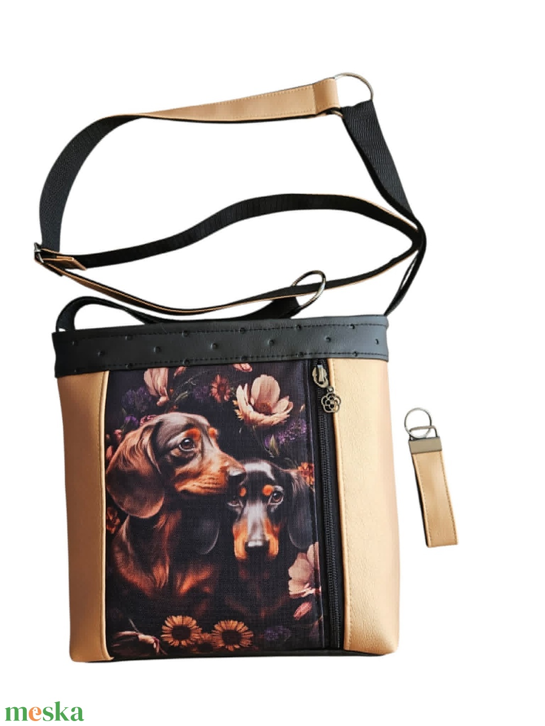 Tacsis textilbőr crossbody táska ajándék kulcstartóval - táska & tok - kézitáska & válltáska - vállon átvethető táska - Meska.hu