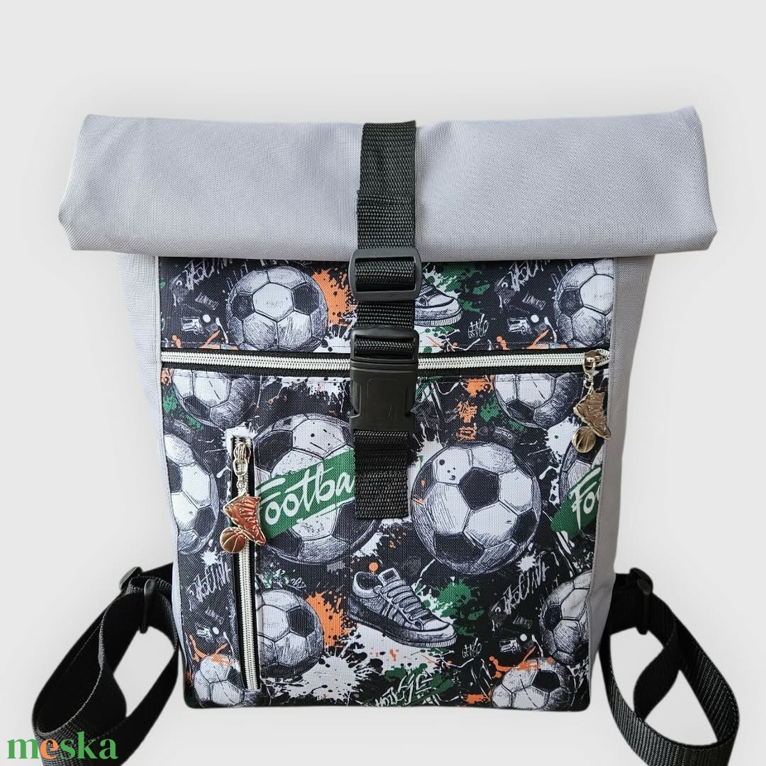 Focis rolltop hátizsák kamaszoknak, felnőtteknek - táska & tok - hátizsák - roll top hátizsák - Meska.hu