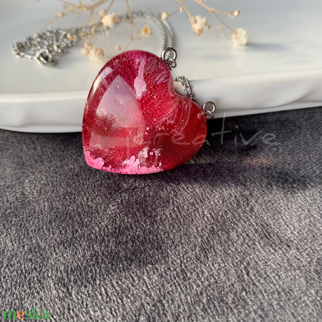 Meggypiros epoxy gyanta szív medál - ékszer - nyaklánc - medálos nyaklánc - Meska.hu Meggypiros epoxy gyanta szív medál - ékszer - nyaklánc - medálos nyaklánc - Meska.hu