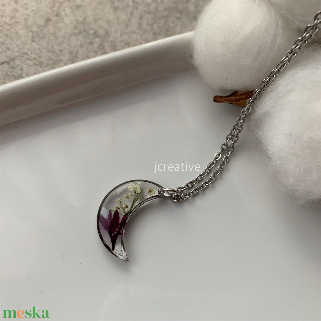 Valódi préselt virágos félhold medál nyaklánc - ékszer - nyaklánc - medálos nyaklánc - Meska.hu