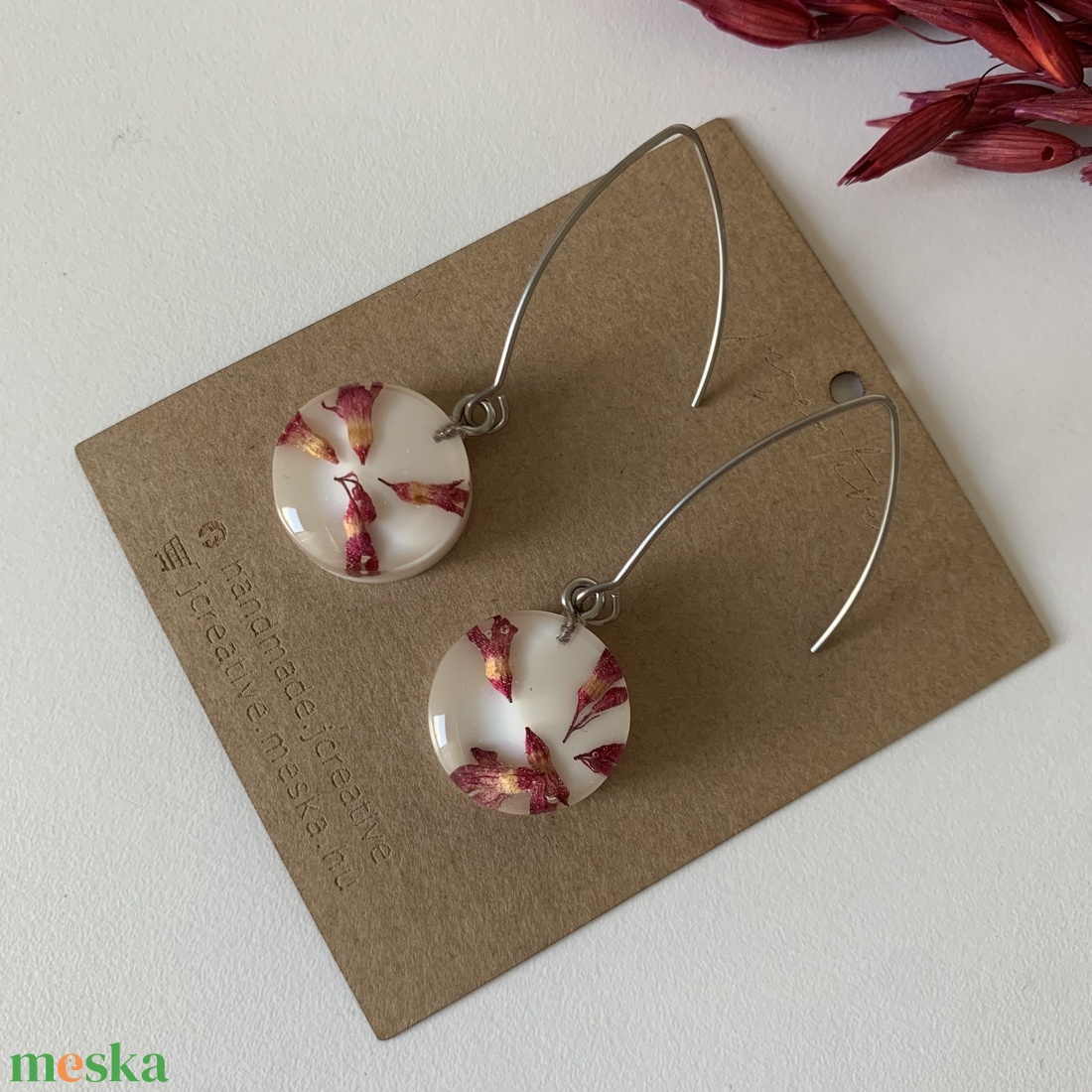 Tűzeső epoxy fülbevaló - ékszer - fülbevaló - lógós kerek fülbevaló - Meska.hu