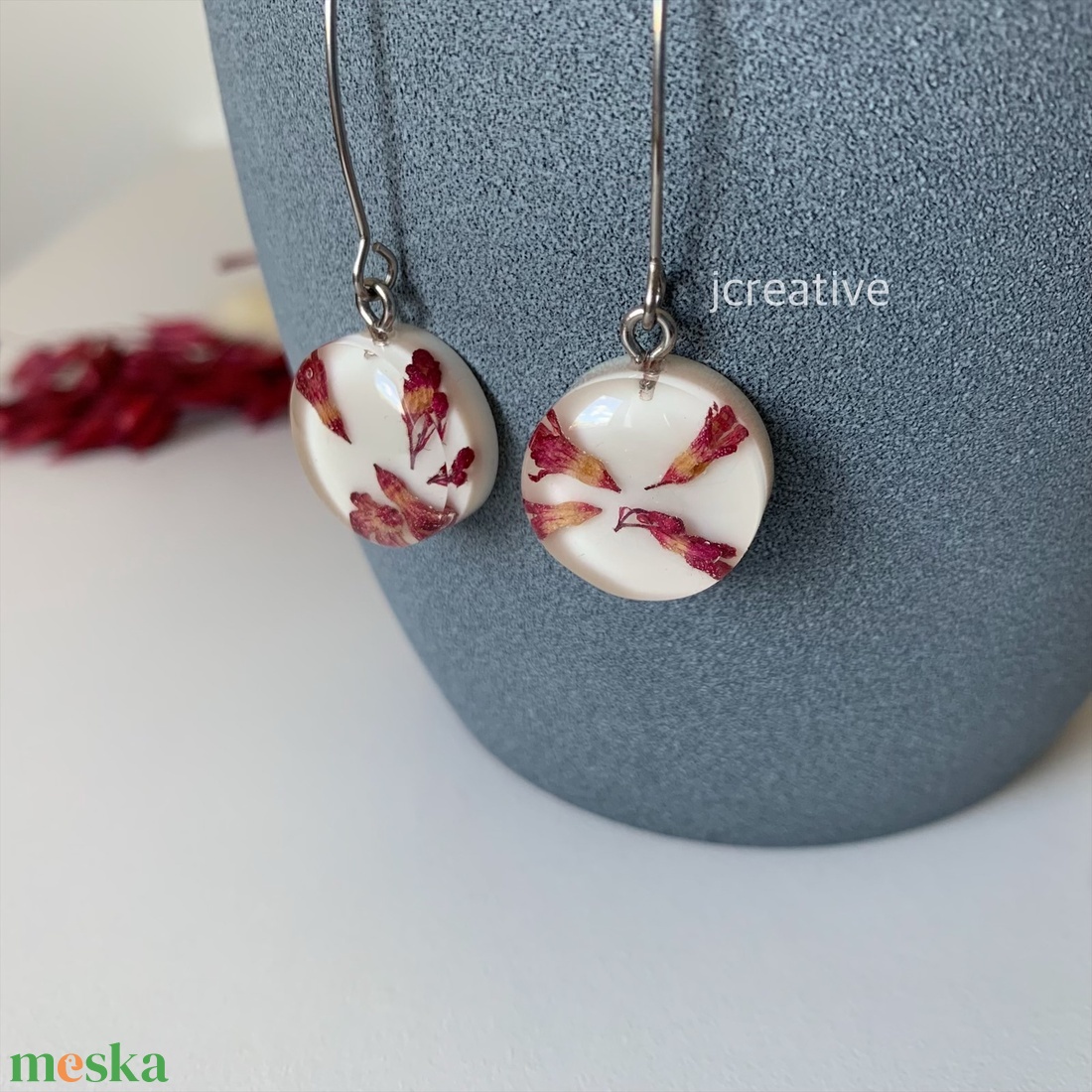 Tűzeső epoxy fülbevaló - ékszer - fülbevaló - lógós kerek fülbevaló - Meska.hu