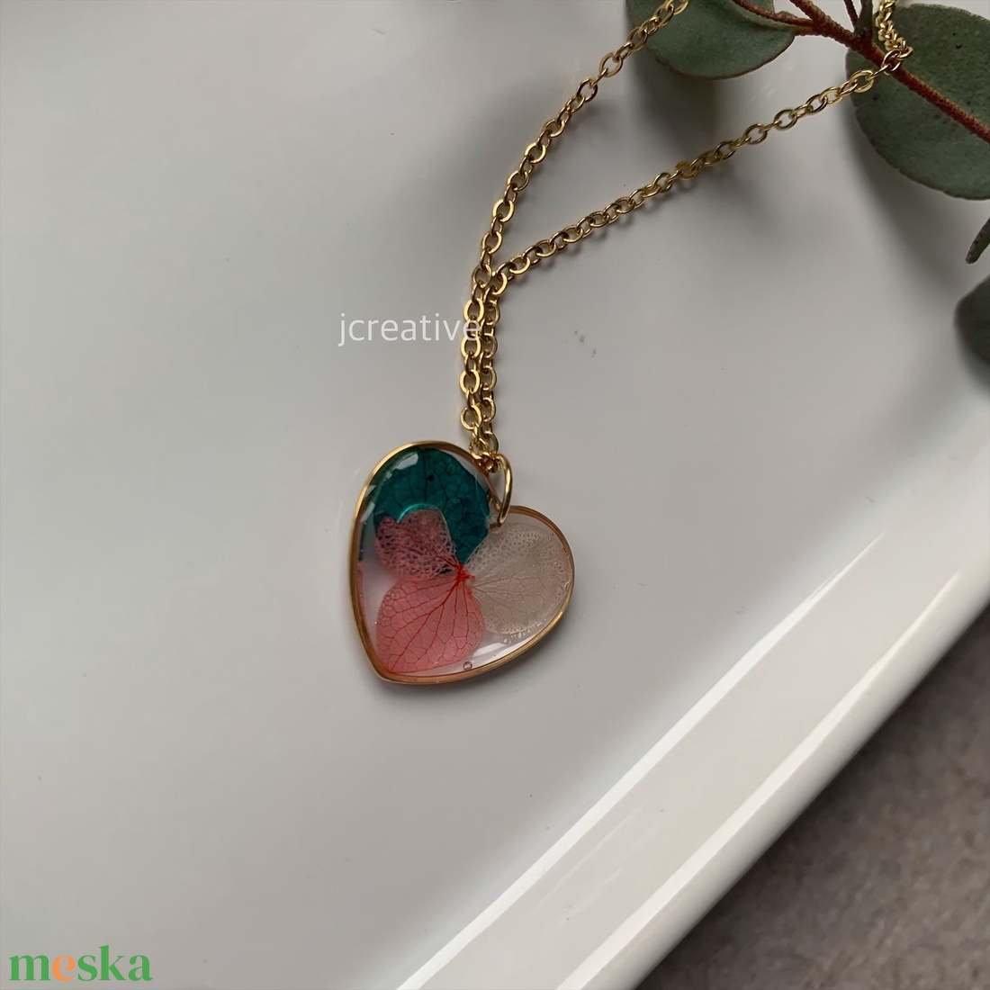 Valódi préselt hortenzia szív formájú medálban - ékszer - nyaklánc - medálos nyaklánc - Meska.hu