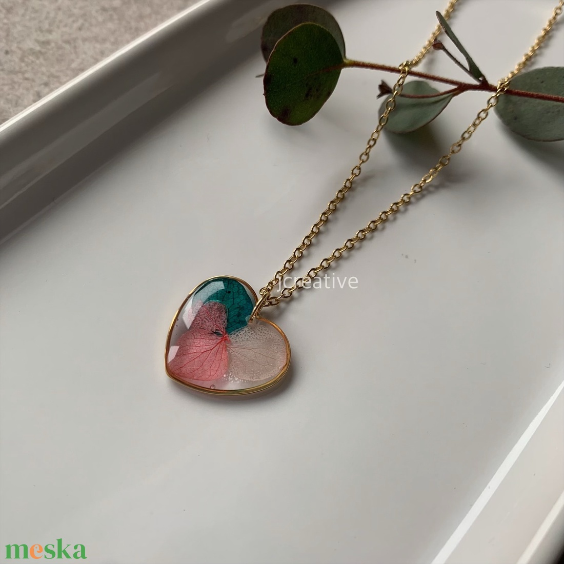 Valódi préselt hortenzia szív formájú medálban - ékszer - nyaklánc - medálos nyaklánc - Meska.hu