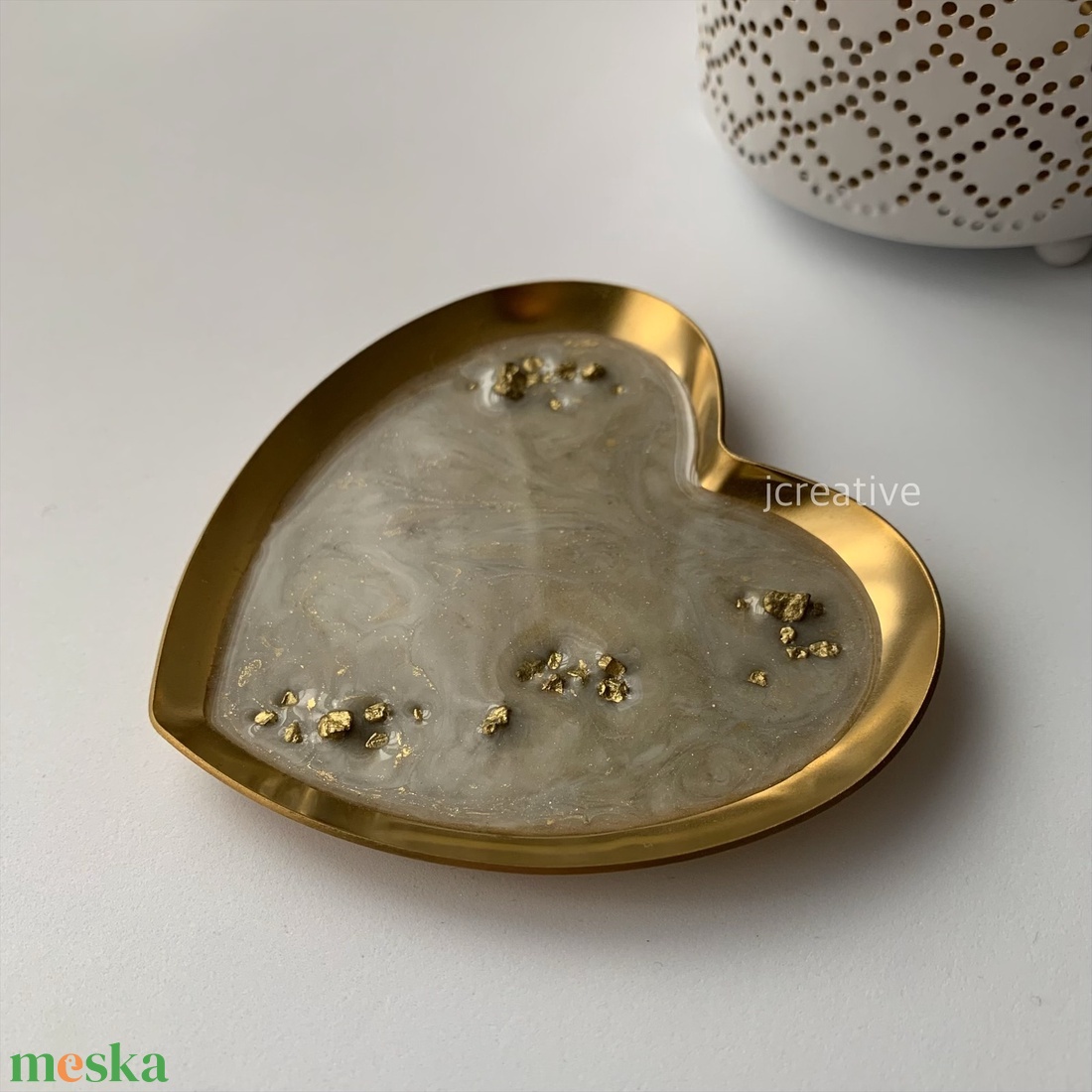 Szív formájú epoxy ékszertartó tálka - otthon & életmód - dekoráció - asztal és polc dekoráció - dekorációs tál, tartó - Meska.hu