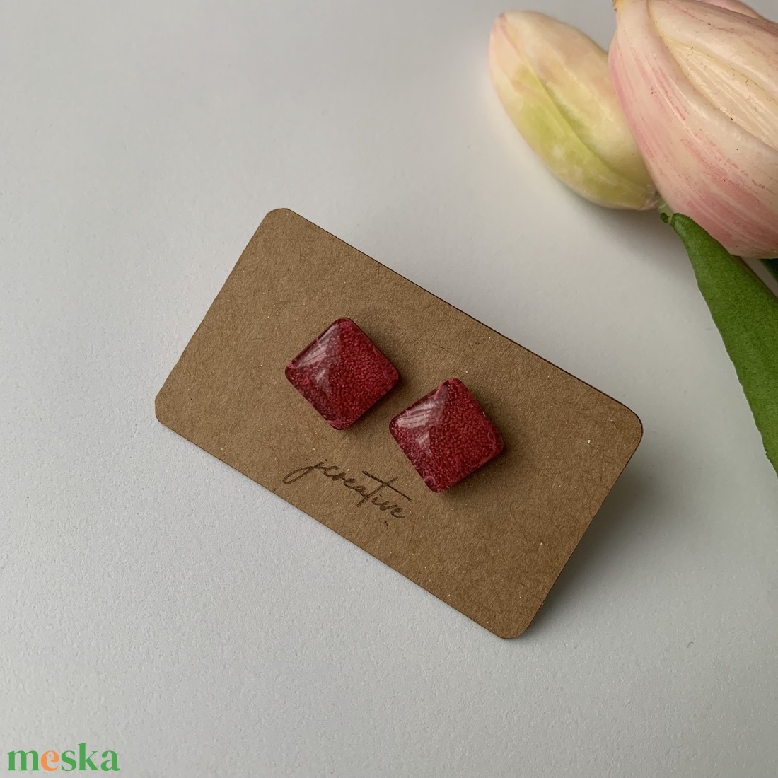 Pink epoxy bedugós fülbevaló - ékszer - fülbevaló - pötty fülbevaló - Meska.hu