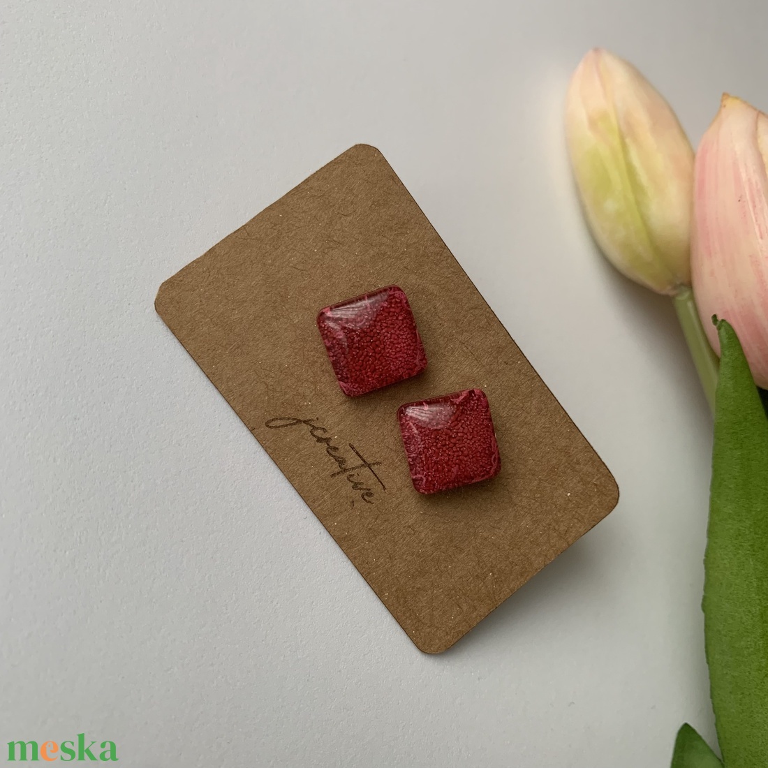 Pink epoxy bedugós fülbevaló - ékszer - fülbevaló - pötty fülbevaló - Meska.hu