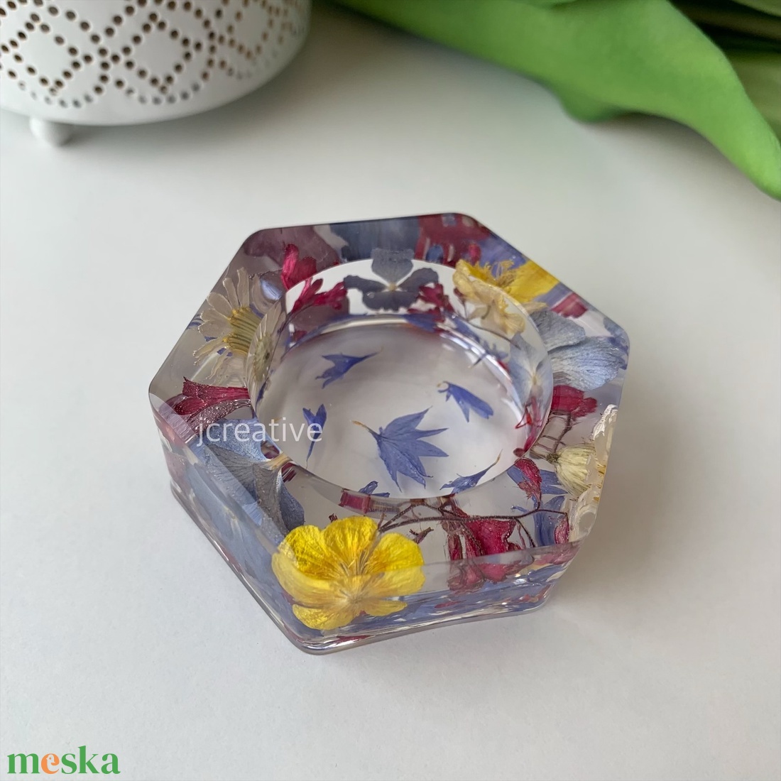 Romantikus virágos epoxy mécsestartó - otthon & életmód - gyertya, illat, aroma - gyertyatartó - Meska.hu