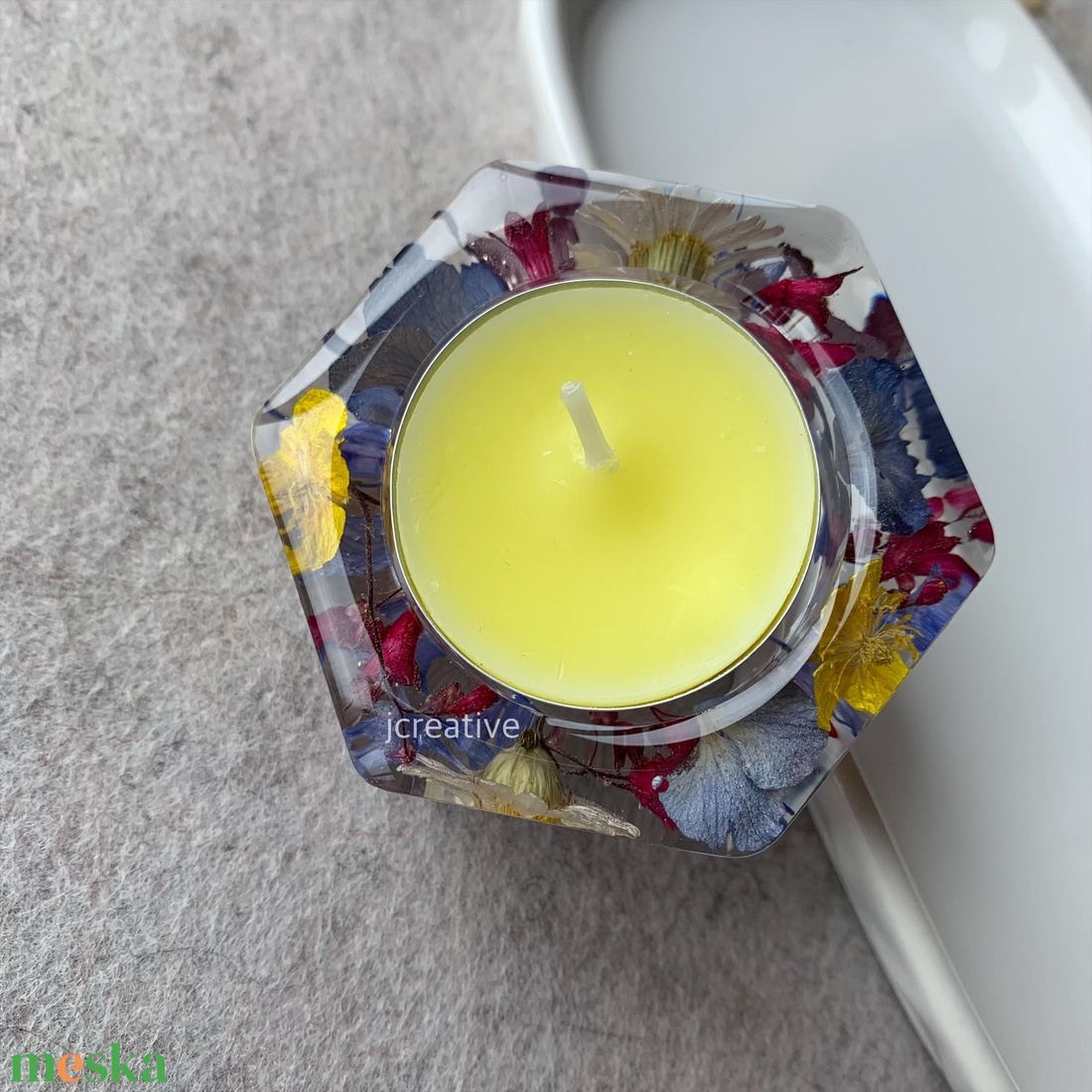 Romantikus virágos epoxy mécsestartó - otthon & életmód - gyertya, illat, aroma - gyertyatartó - Meska.hu