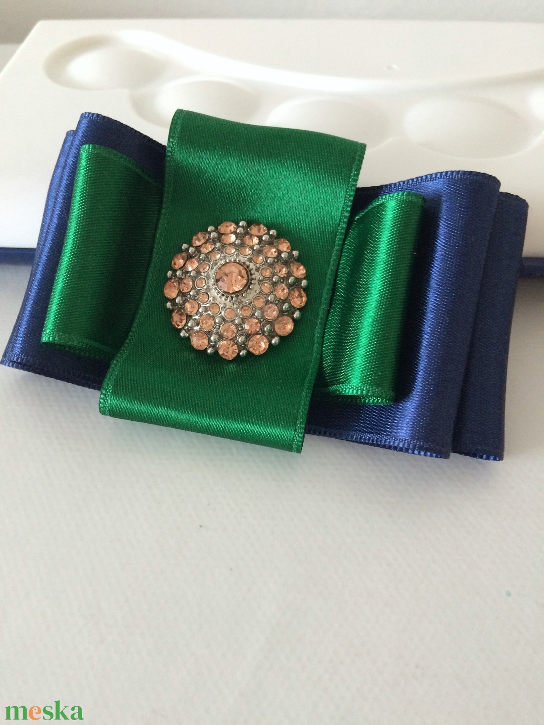 Alkalmi selyembross - ékszer - kitűző és bross - kitűző - Meska.hu Alkalmi selyembross - ékszer - kitűző és bross - kitűző - Meska.hu