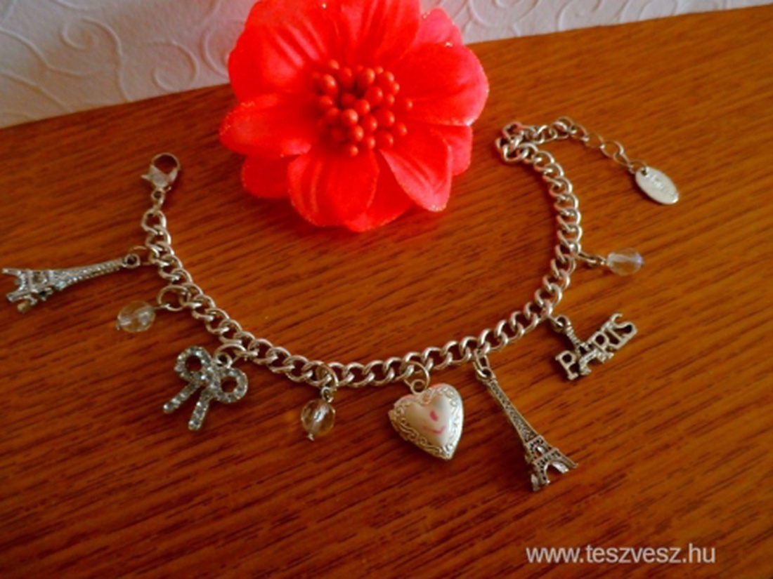 Csajos bizsu karkötő charmokkal PÁRIZS stílusában -  - Meska.hu