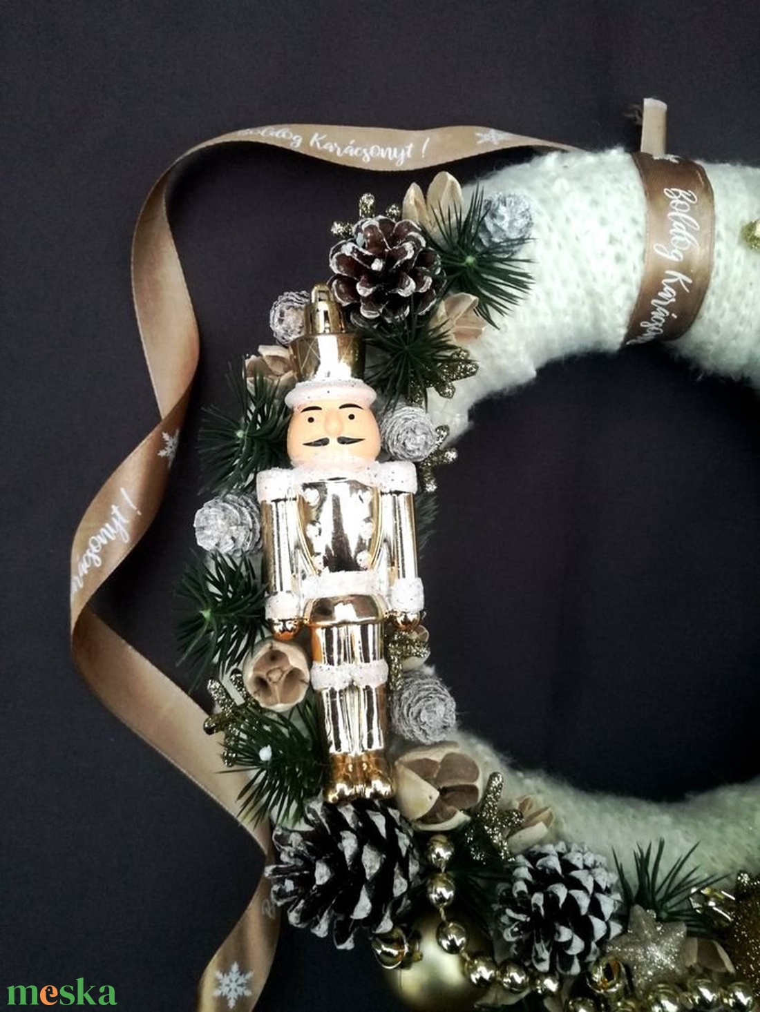 Arany diótörő karácsonyi ajtókopogtató, ajtódísz - karácsony - adventi díszek - adventi ajtódísz - Meska.hu