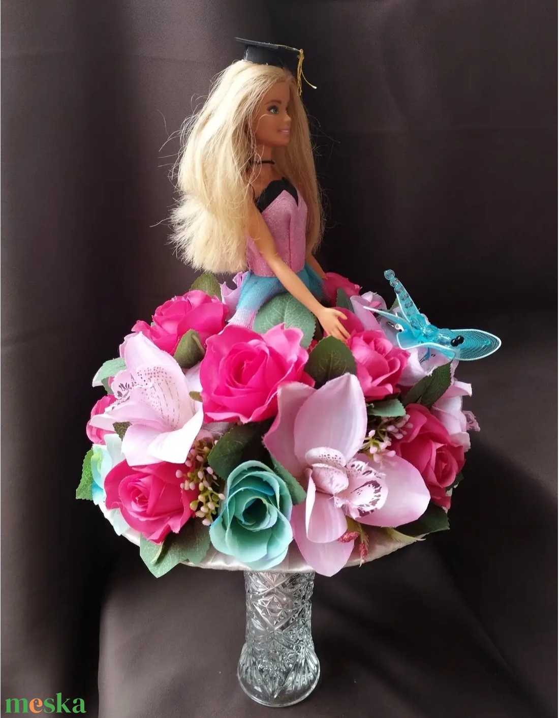 Egyedi Ovis Eredeti Mattel Barbie ballagási csokor - otthon & életmód - dekoráció - virágdísz és tartó - csokor & virágdísz - Meska.hu Egyedi Ovis Eredeti Mattel Barbie ballagási csokor - otthon & életmód - dekoráció - virágdísz és tartó - csokor & virágdísz - Meska.hu