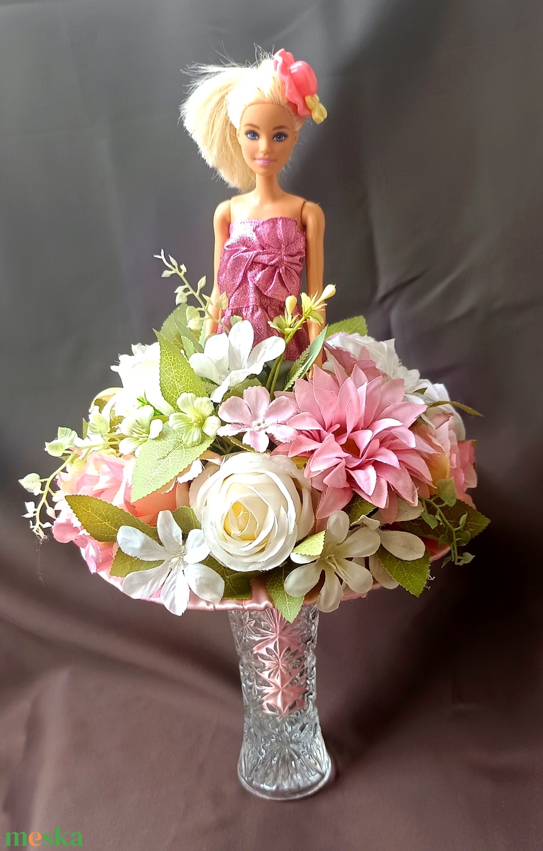 Egyedi Eredeti Mattel Barbie ballagási csokor - otthon & életmód - virágdekoráció - virágok - virágcsokor - Meska.hu