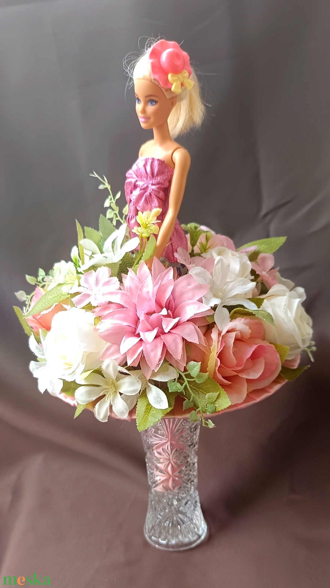 Egyedi Eredeti Mattel Barbie ballagási csokor - otthon & életmód - virágdekoráció - virágok - virágcsokor - Meska.hu