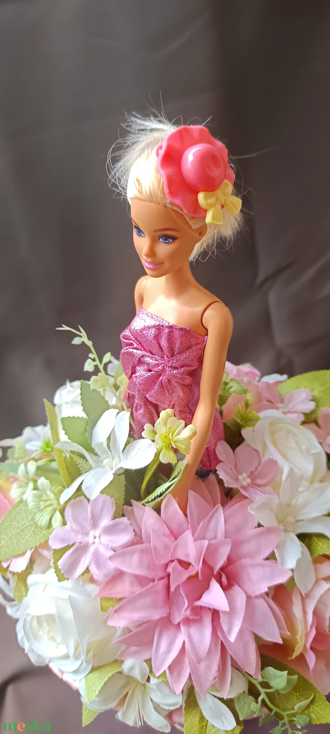 Egyedi Eredeti Mattel Barbie ballagási csokor - otthon & életmód - virágdekoráció - virágok - virágcsokor - Meska.hu