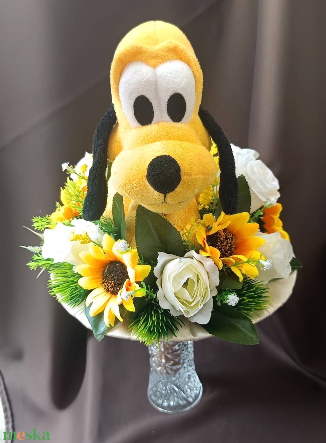 Egyedi Disney pluto ballagási csokor örök csokor - otthon & életmód - virágdekoráció - virágok - virágcsokor - Meska.hu