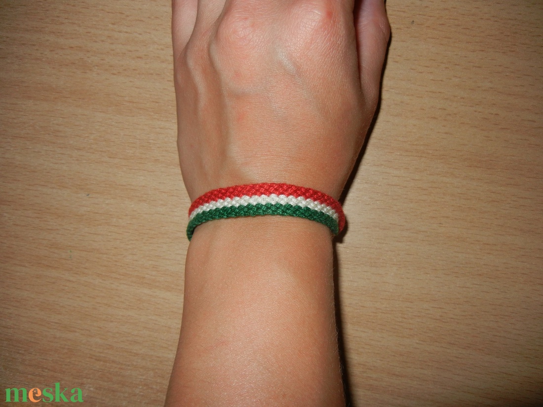 Magyar karkötő - ékszer - karkötő - gyöngyös karkötő - Meska.hu Magyar karkötő - ékszer - karkötő - gyöngyös karkötő - Meska.hu