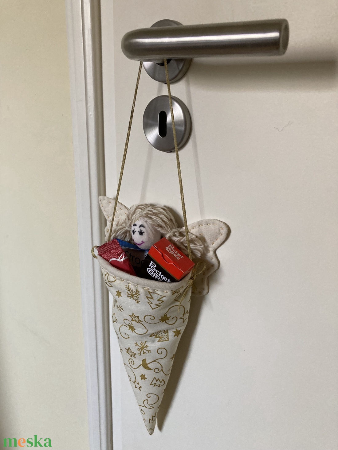 Angyalkás ajándék tölcsér - karácsony - mikulás - mikulás csizma és zokni - Meska.hu