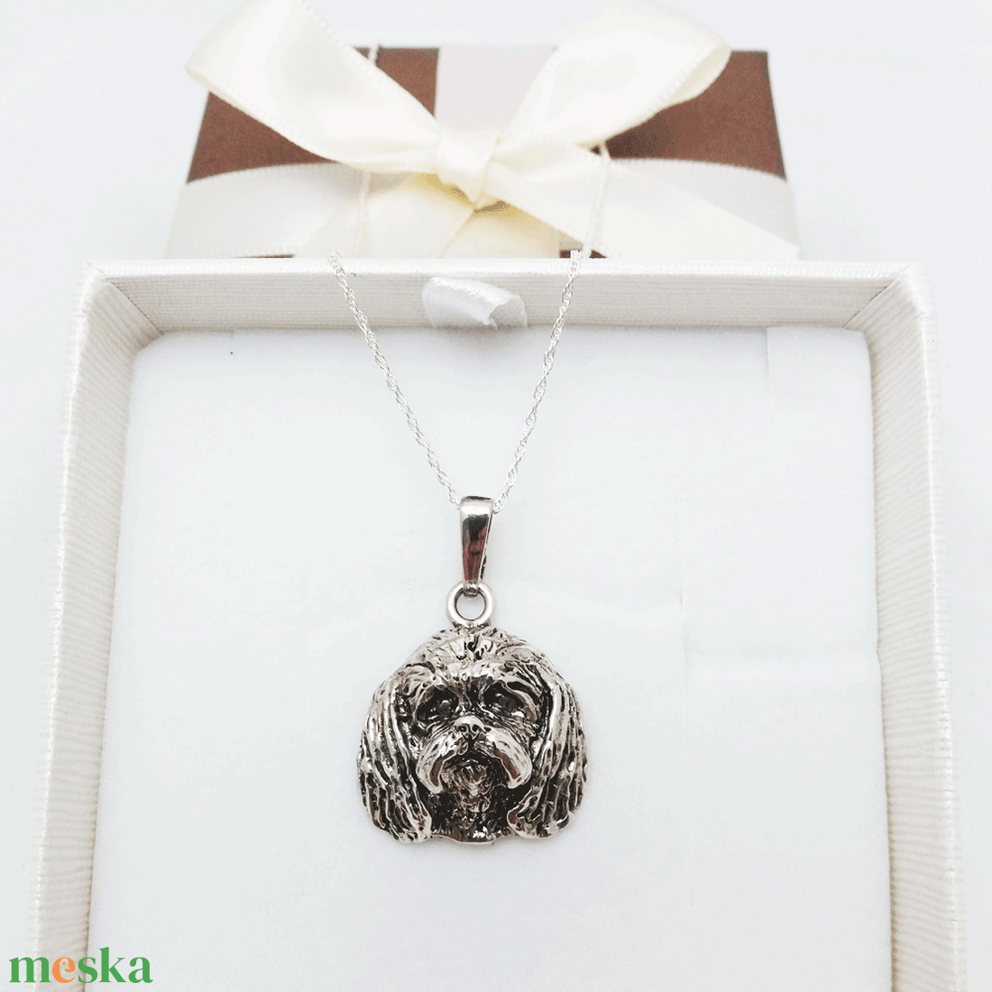Bichon Havanese kutya ezüst medál díszdobozban - ékszer - nyaklánc - medál - Meska.hu Bichon Havanese kutya ezüst medál díszdobozban - ékszer - nyaklánc - medál - Meska.hu