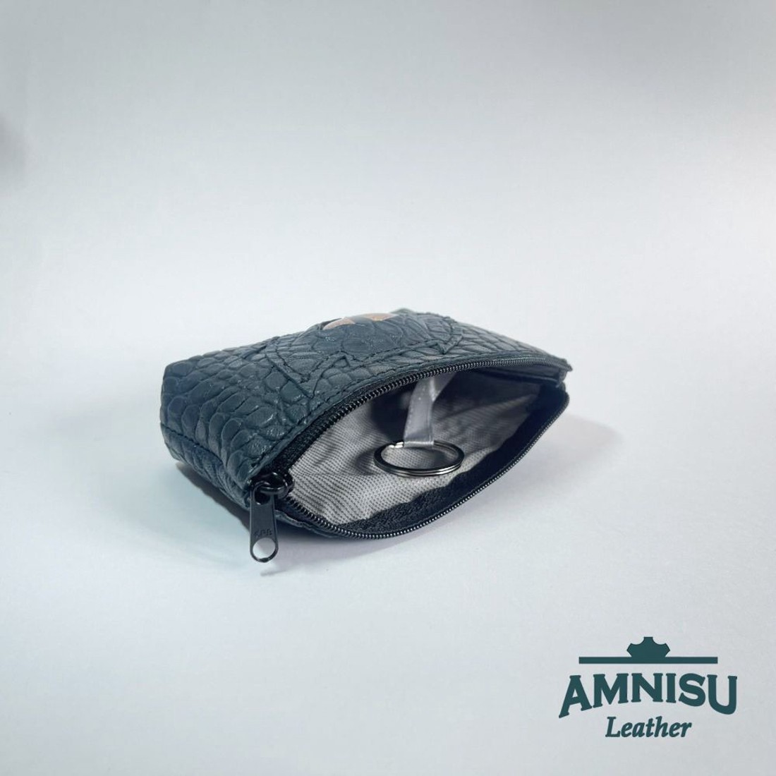 Sötétzöld krokkómintás egy cipzáras kulcstartó sárkány szemmel F7006 - táska & tok - kulcstartó & táskadísz - kulcstartó - Meska.hu