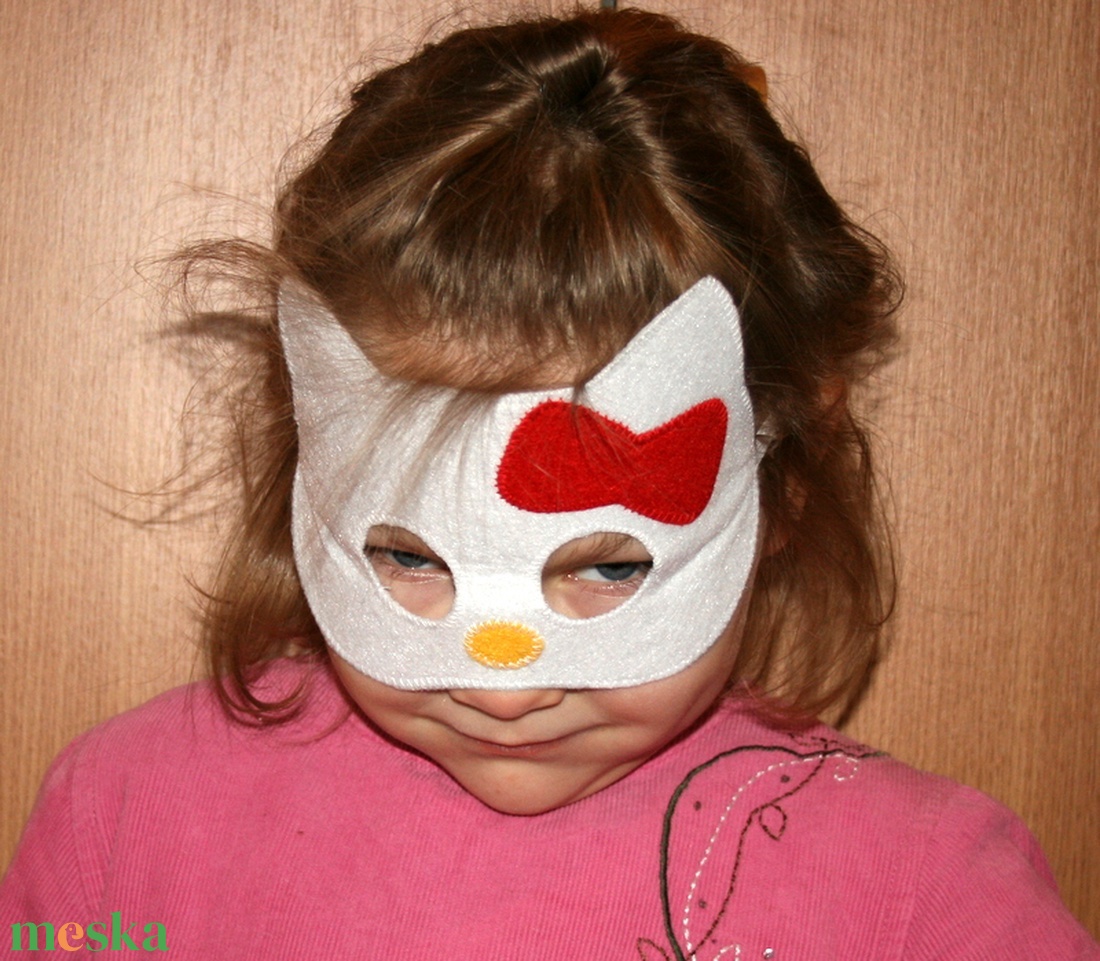 Helo Kittty álarc filcből - ruha & divat - jelmez & álarc - álarc - Meska.hu Helo Kittty álarc filcből - ruha & divat - jelmez & álarc - álarc - Meska.hu