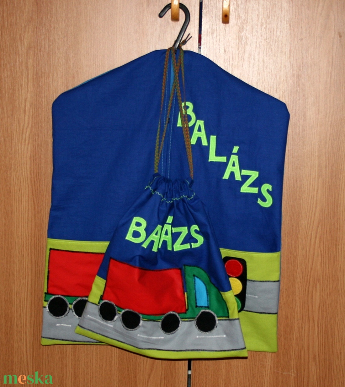egyedi ovis zsák és tornazsák Kamion - játék & sport - ovis felszerelés - ovis szett - Meska.hu egyedi ovis zsák és tornazsák Kamion - játék & sport - ovis felszerelés - ovis szett - Meska.hu