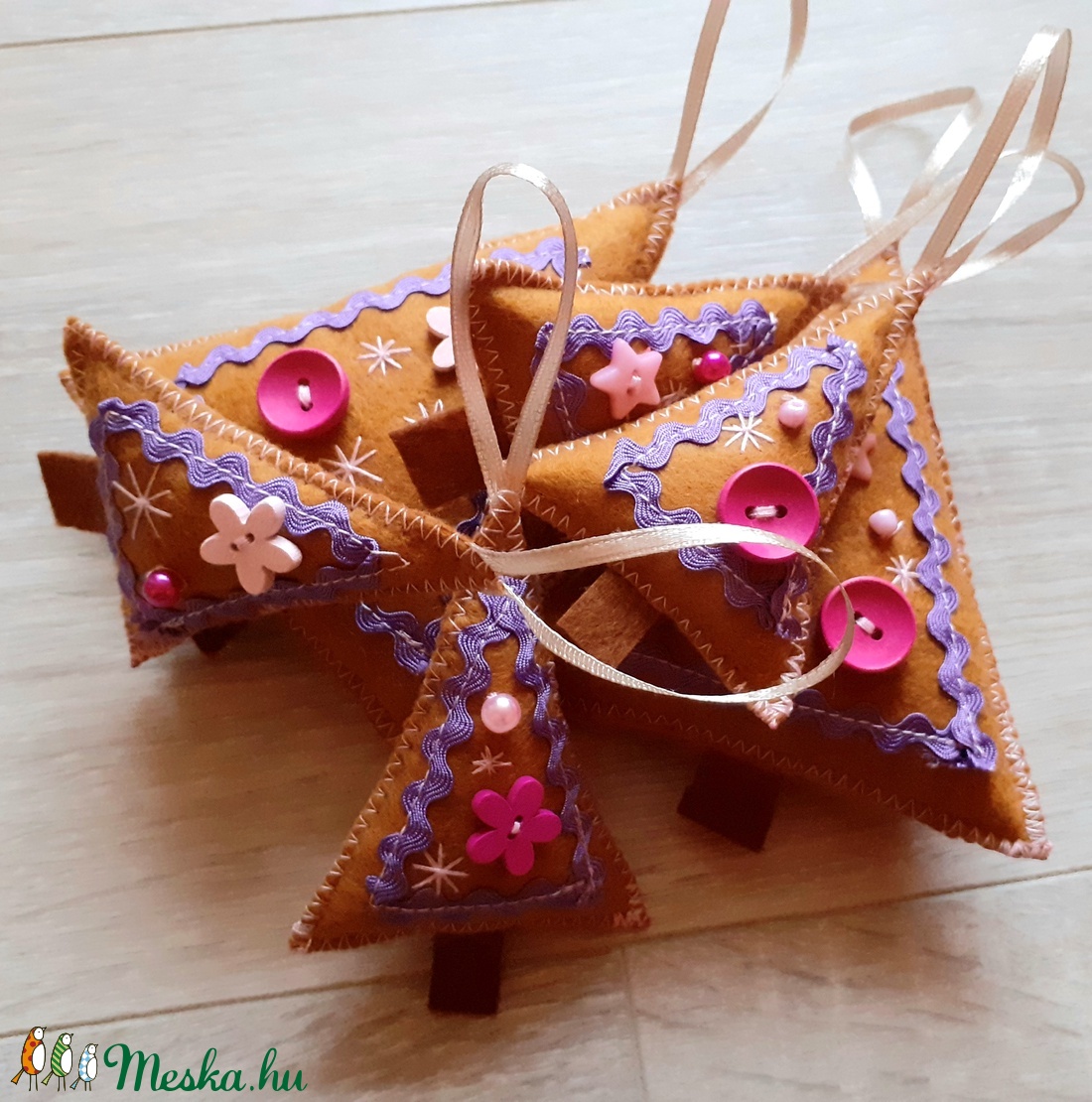 Mézeskalács mintájú filc díszek - karácsony - karácsonyi lakásdekoráció - karácsonyfadíszek - Meska.hu Mézeskalács mintájú filc díszek - karácsony - karácsonyi lakásdekoráció - karácsonyfadíszek - Meska.hu